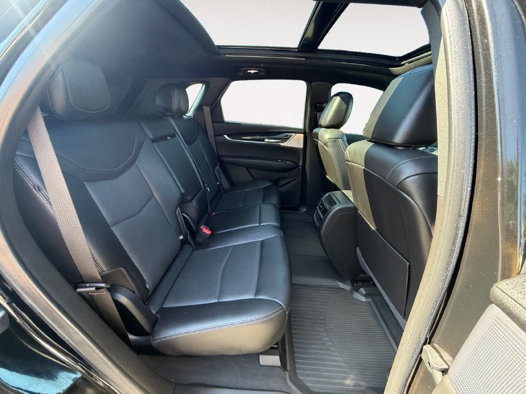 Used 2023 Cadillac XT5 Premium Luxury AWD/4WD image 24