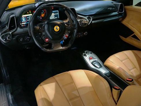 Used 2011 Ferrari 458 Italia Coupe image 15