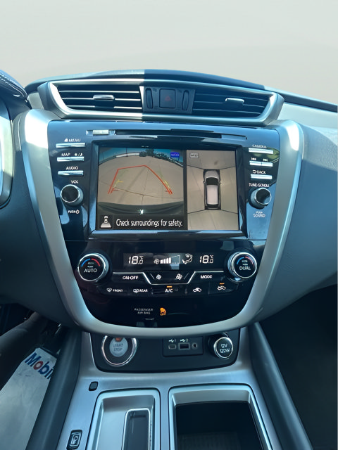 Used 2024 Nissan Murano SV AWD/4WD image 19