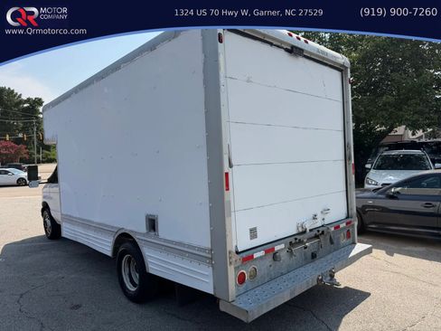 Used 2007 Ford E-450 and Econoline 450 RWD image 8