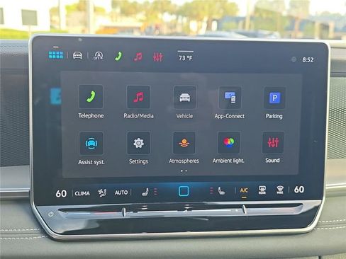 New 2026 Volkswagen Tiguan SE R-Line FWD image 15