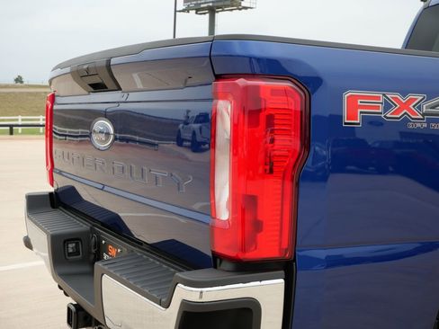 New 2026 Ford F250 XLT w/ FX4 Off-Road Package AWD/4WD image 10