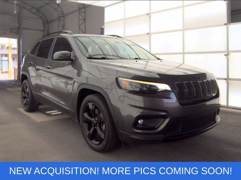 Used 2019 Jeep Cherokee Latitude Plus FWD image 1