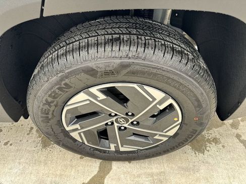 New 2026 Hyundai Tucson Blue SE AWD/4WD image 18