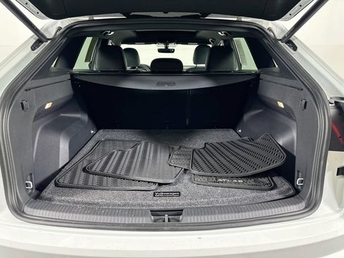Used 2023 Volkswagen Atlas Cross Sport SE w/ Panoramic Sunroof Package FWD image 29