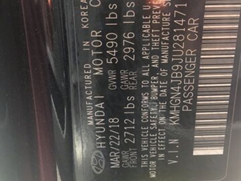 Used 2018 Genesis G80 3.3T Sport RWD image 7