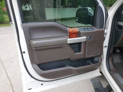 Used 2015 Ford F150 King Ranch w/ Equipment Group 601A Luxury image 23