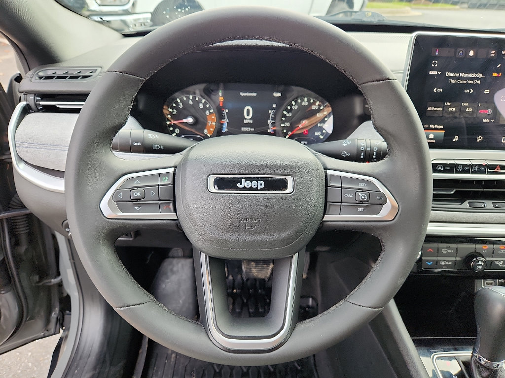 Certified 2024 Jeep Compass Latitude AWD/4WD image 18