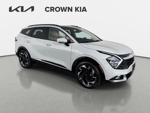 Certified 2025 Kia Sportage SX FWD image 3