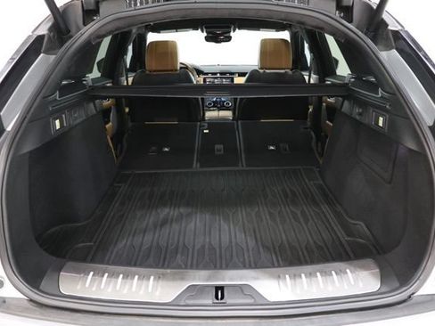 Used 2018 Land Rover Range Rover Velar R-Dynamic HSE AWD/4WD image 33