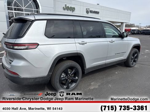 New 2025 Jeep Grand Cherokee L Limited w/ Black Appearance Package AWD/4WD image 10
