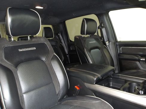 Used 2024 RAM 1500 Laramie AWD/4WD image 17