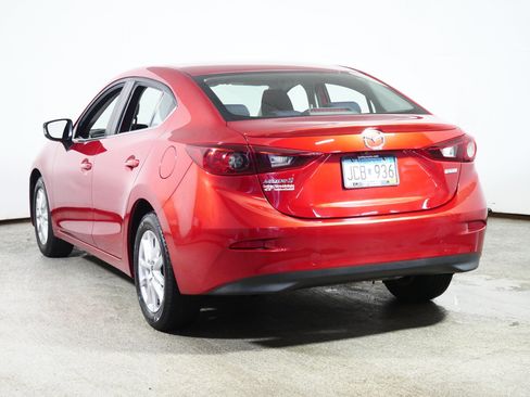 Used 2016 MAZDA MAZDA3 i Touring FWD image 5