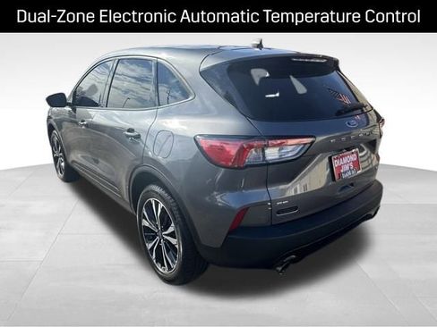 Used 2021 Ford Escape SE w/ SE Sport Appearance Package image 16