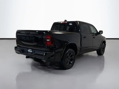Used 2025 RAM 1500 Big Horn AWD/4WD image 9