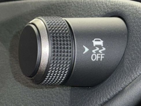 New 2025 Lexus ES 300h 300h image 18