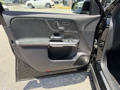 Used 2025 Mercedes-Benz GLA 250 image 19