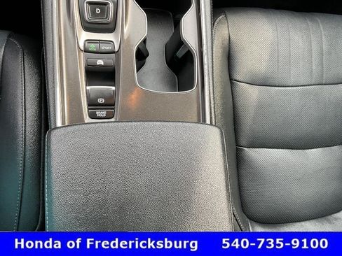 Certified 2019 Honda Accord Touring image 35