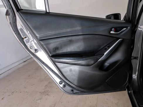 Used 2017 MAZDA MAZDA6 Touring image 45