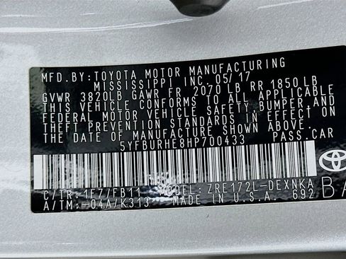 Used 2017 Toyota Corolla LE image 35