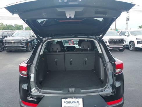 New 2026 Chevrolet TrailBlazer LT w/ Convenience Package FWD image 14