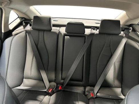 New 2025 Acura TLX w/Technology Package image 27