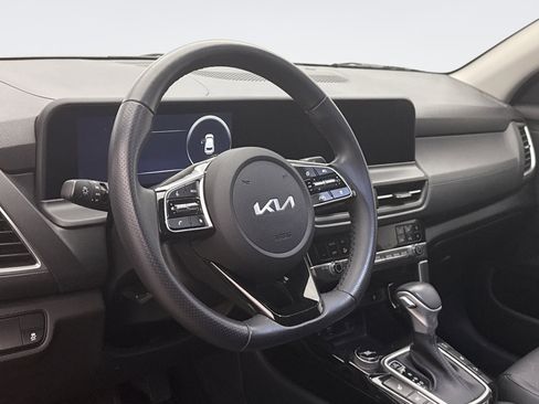 Used 2024 Kia Seltos SX AWD/4WD image 7