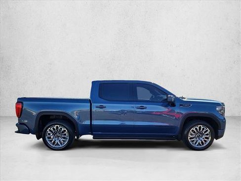 Used 2024 GMC Sierra 1500 Denali Ultimate AWD/4WD image 4