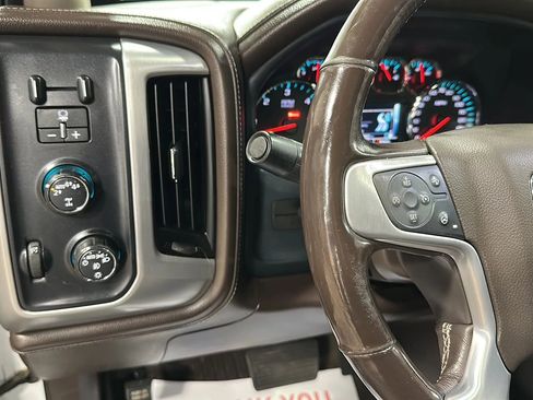 Used 2018 GMC Sierra 1500 SLT AWD/4WD image 26