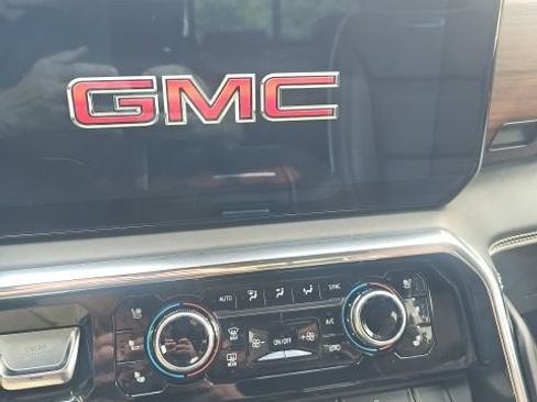 Used 2024 GMC Sierra 2500 Denali Ultimate AWD/4WD image 21