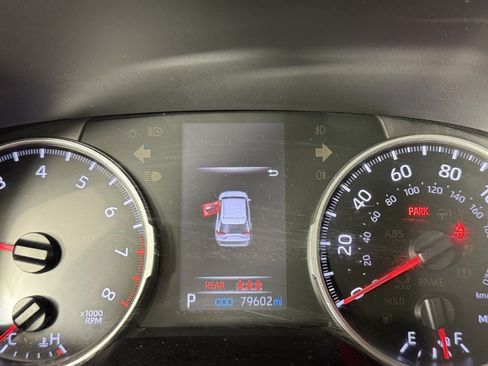 Used 2019 Toyota RAV4 LE w/ All Weather Liner Package AWD/4WD image 17