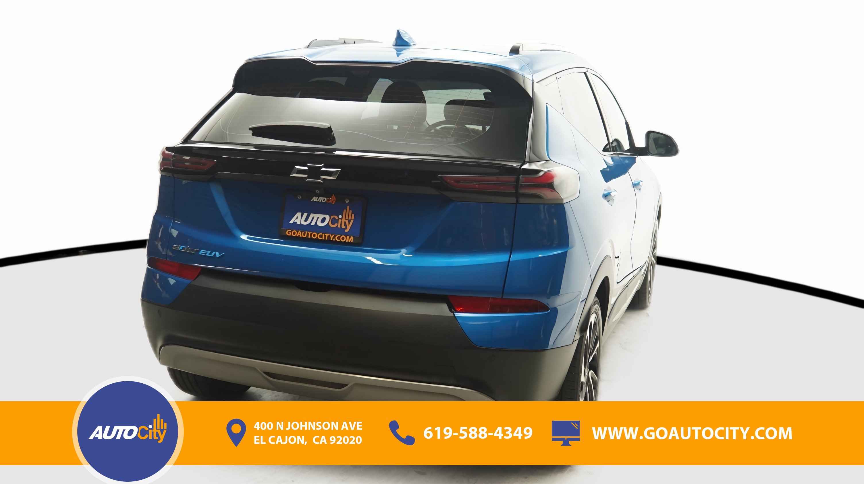 Used 2022 Chevrolet Bolt EUV Premier w/ Sun & Sound Package FWD image 10