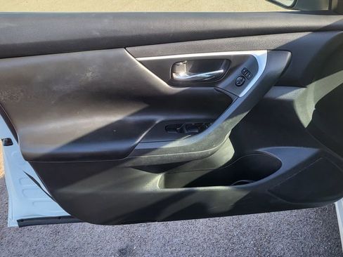 Used 2017 Nissan Altima 2.5 S w/ Power Driver Seat Package FWD image 23