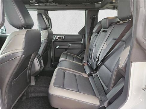 New 2026 Ford Bronco Outer Banks AWD/4WD image 15