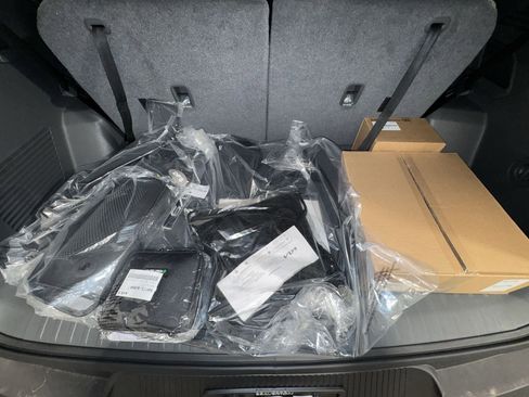 New 2026 Kia EV9 Wind image 30