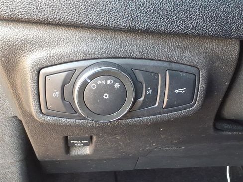 Used 2017 Lincoln MKC Reserve image 18