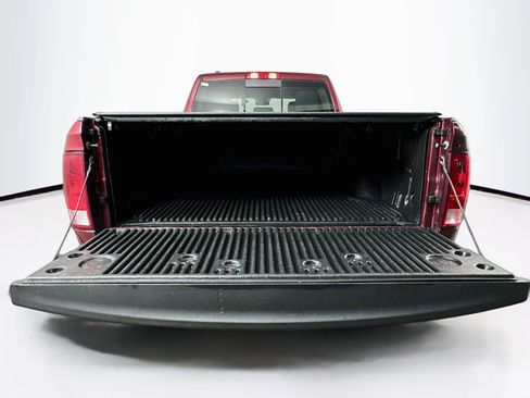 Used 2019 RAM 1500 Classic SLT AWD/4WD image 27