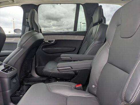 New 2026 Volvo XC90 T8 Ultra w/ Lounge Package AWD/4WD image 12
