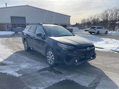 Certified 2024 Subaru Outback Premium image 5