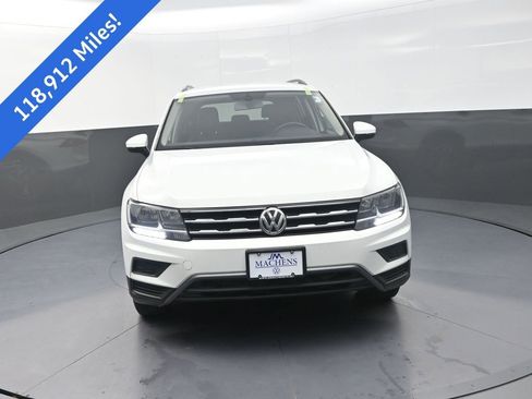 Used 2021 Volkswagen Tiguan SE AWD/4WD image 2