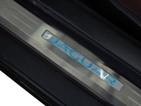 Used 2014 Jaguar F-TYPE S image 22