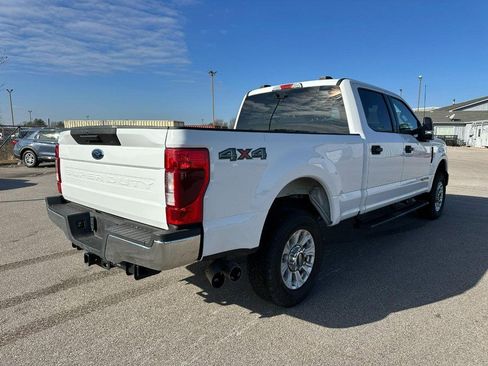 Certified 2022 Ford F250 XLT image 6