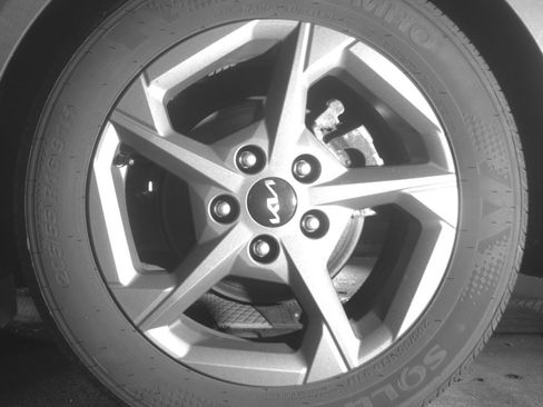 Used 2025 Kia K4 LXS image 14