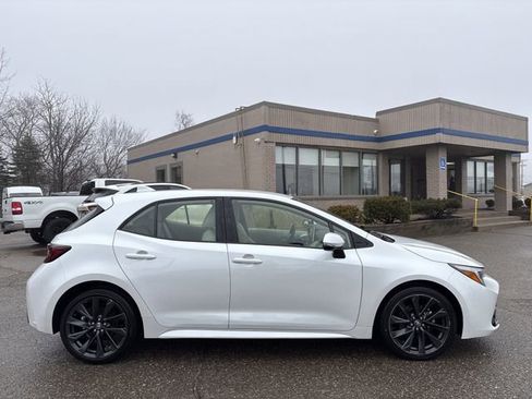 Used 2024 Toyota Corolla XSE image 4