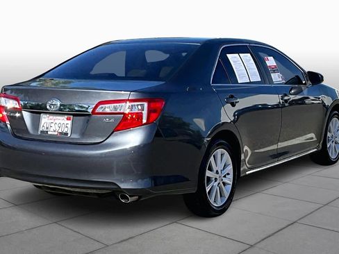 Used 2012 Toyota Camry XLE image 12