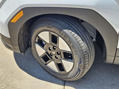 New 2026 Hyundai Santa Fe SEL FWD image 8