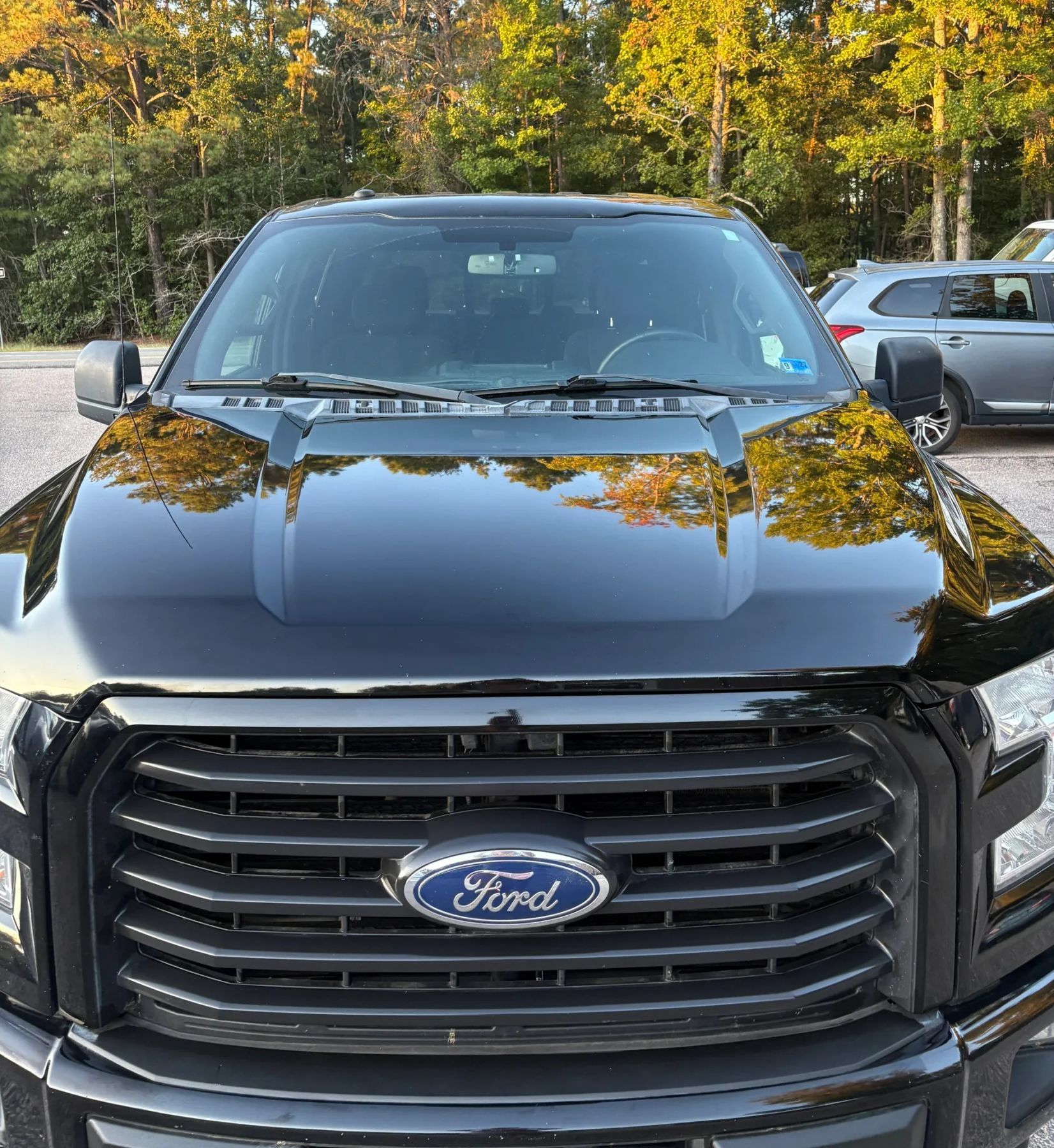 Used 2017 Ford F150 XLT w/ Equipment Group 302A Luxury AWD/4WD image 10
