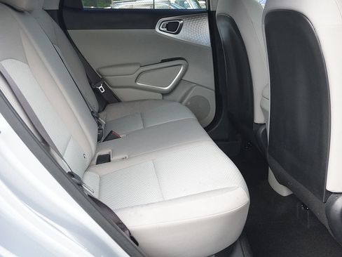 Used 2020 Kia Soul LX FWD image 30