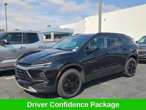 Certified 2024 Chevrolet Blazer LT w/ Convenience Package FWD image 12