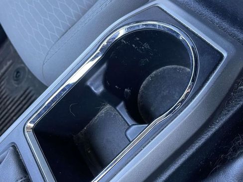 Used 2018 Toyota Tacoma SR5 w/ SR5 Appearance Package (SM) image 44